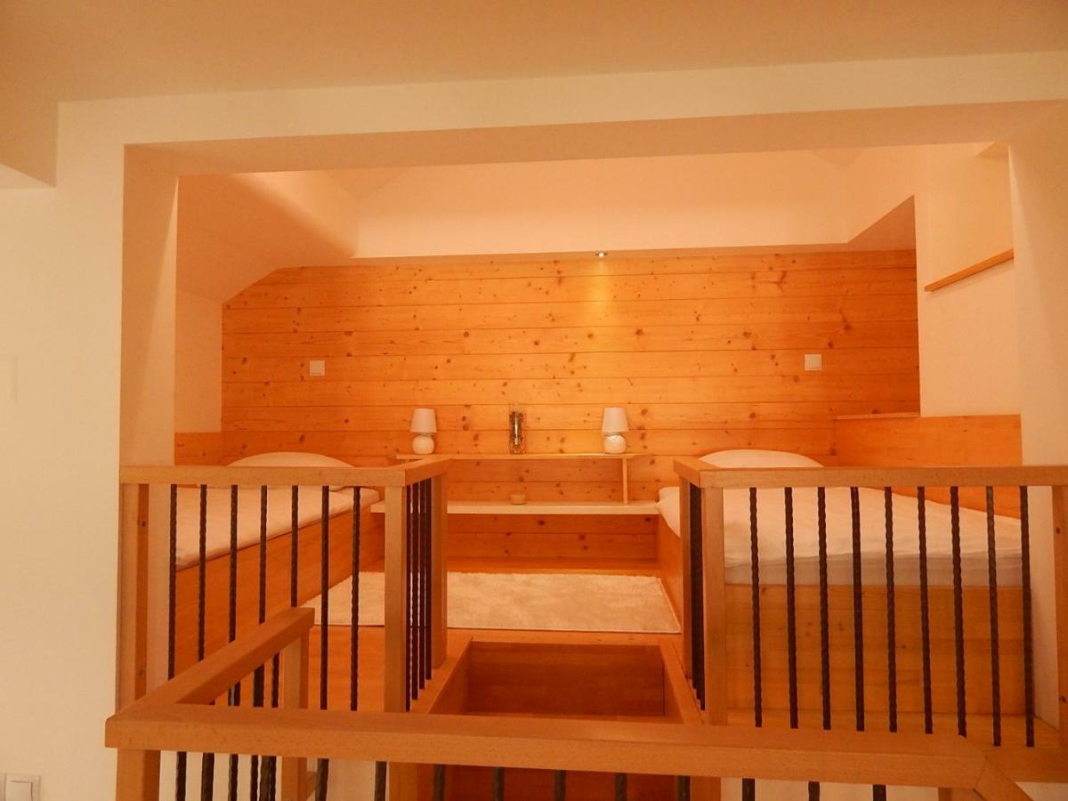 Studio Apartman Lakasa 拉科维察 外观 照片